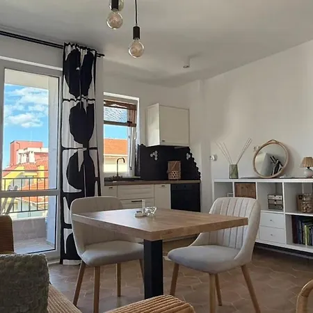 Apartamento уникален кокетен